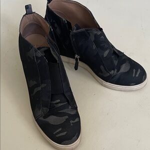 Paolo Black Camouflage Women's Sneakers